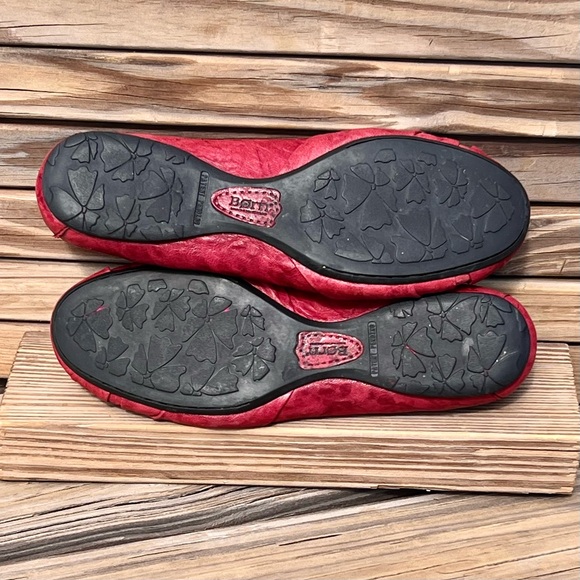 •Born Sz 7 Red Leather Ballet Flats! EUC! - Picture 8 of 15